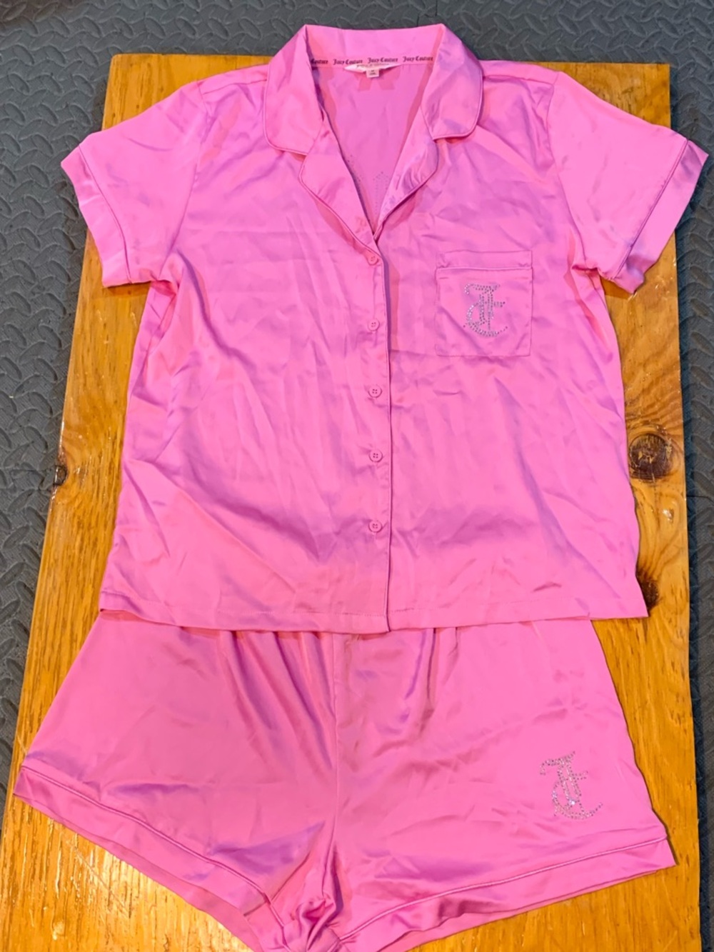 Juicy Couture 3 piece pajama set.Size Medium